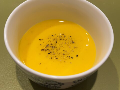 材料3つ!レンジでかぼちゃスープ 離乳食にも◎